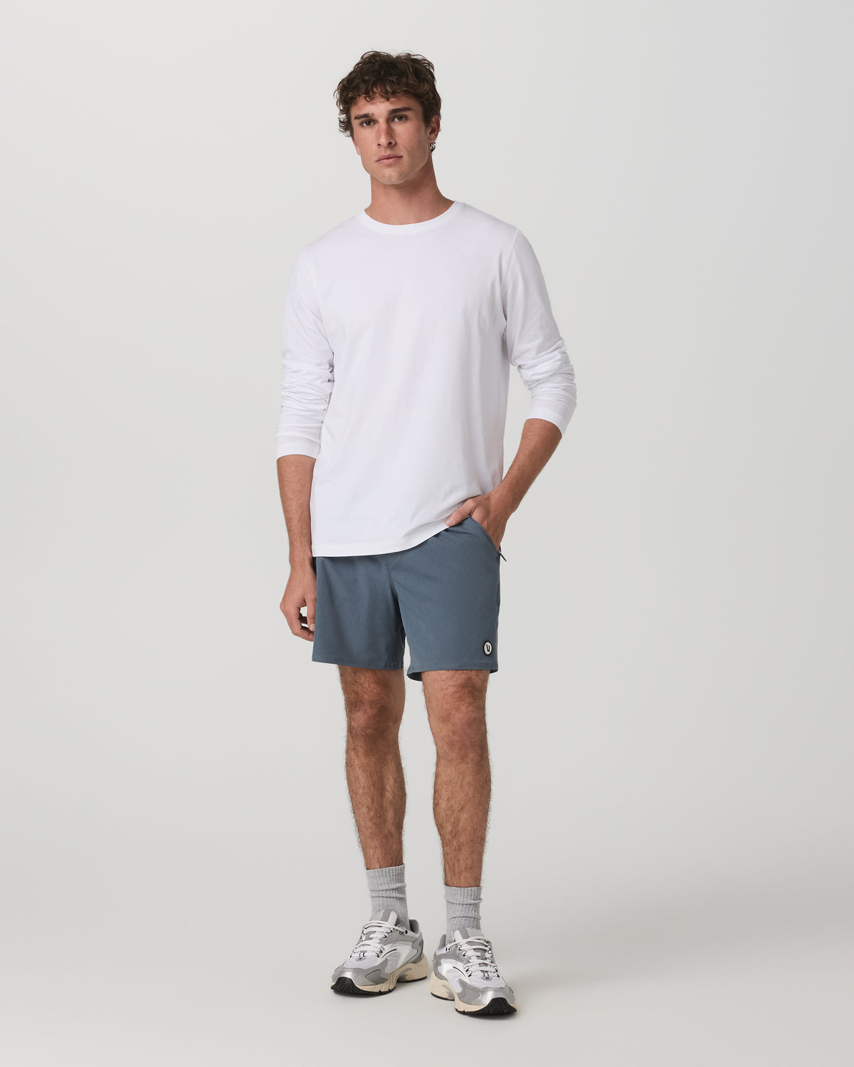 Long Sleeve Tuvalu Tee Men's Lightweight White Shirt - Vuori