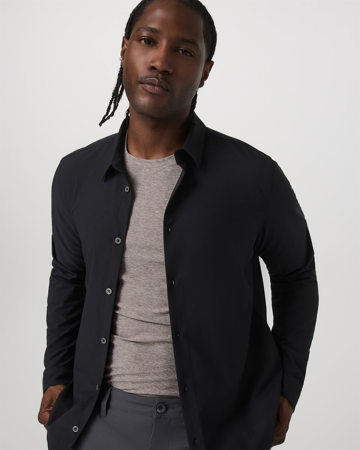 Long Sleeve Manhattan Button Down Men's Black Shirt - Vuori
