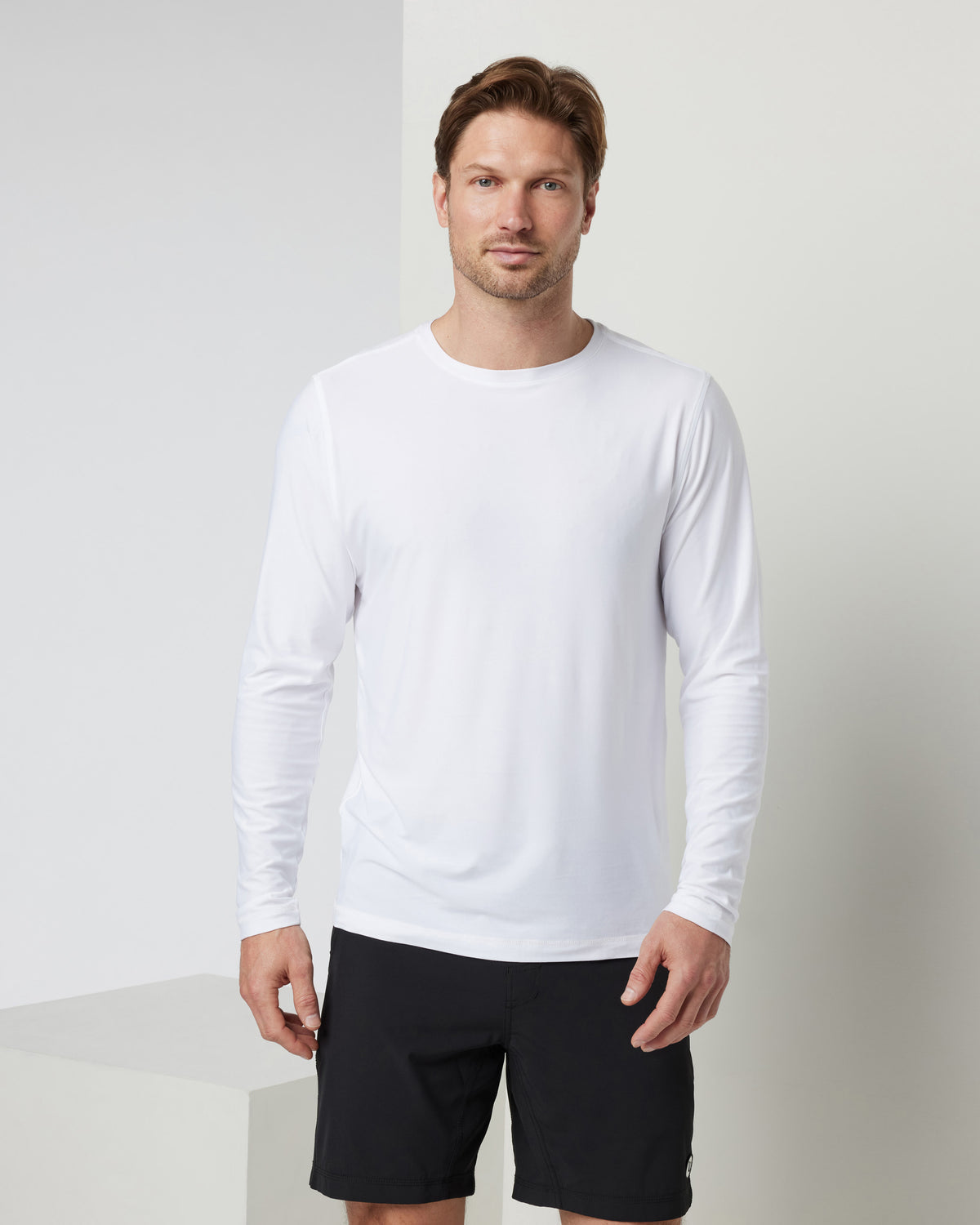 Long Sleeve Strato Tech Tee Men's White Shirt - Vuori