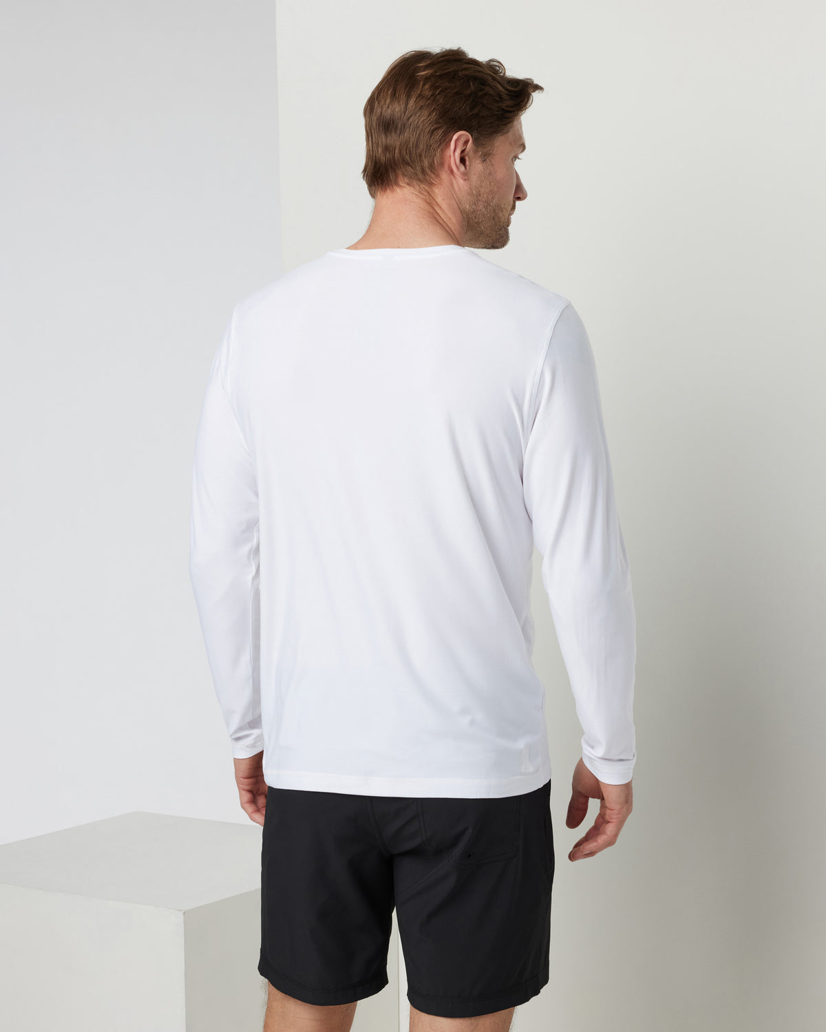 Long Sleeve Strato Tech Tee Men's White Shirt - Vuori