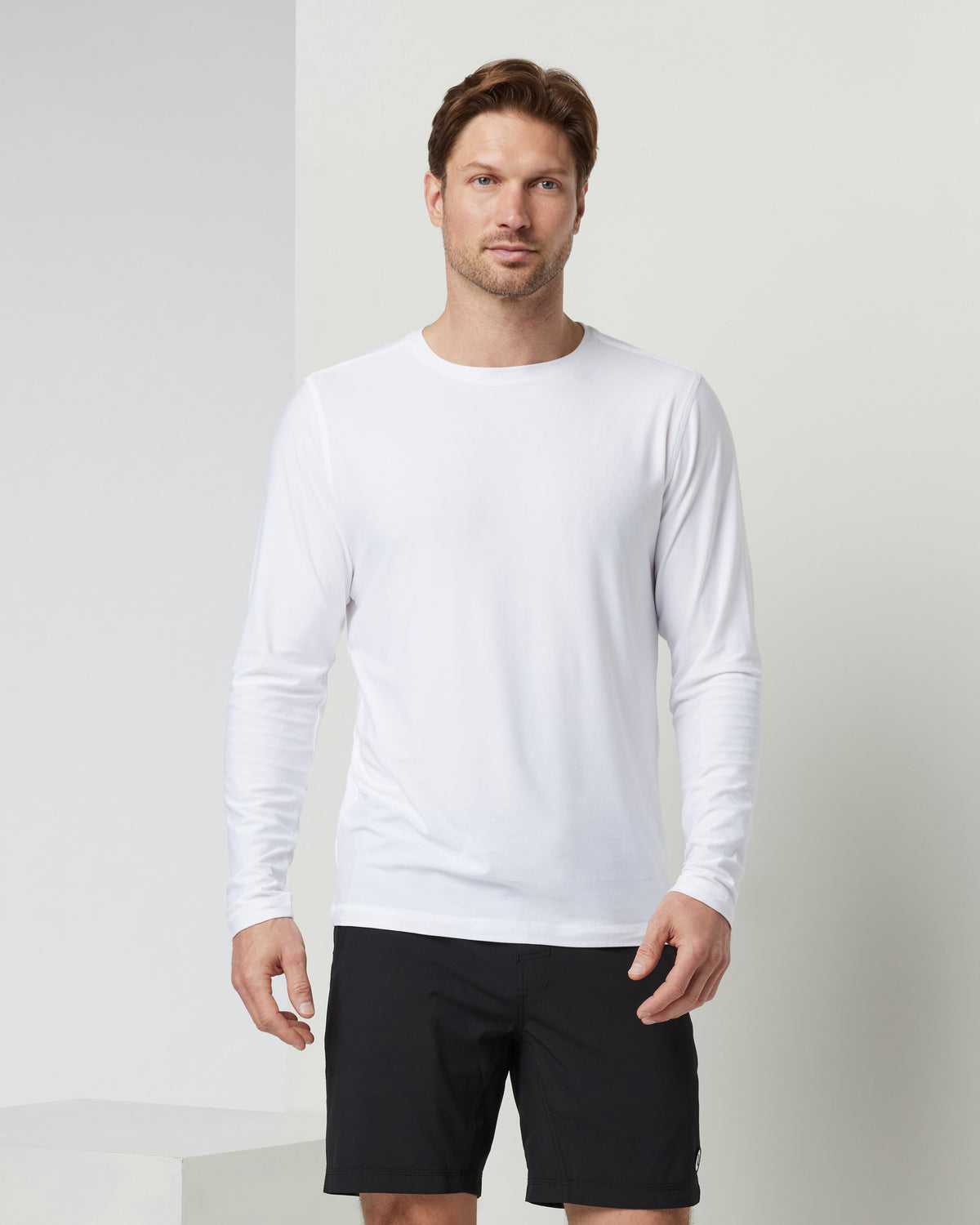 Long Sleeve Strato Tech Tee Men's White Shirt - Vuori