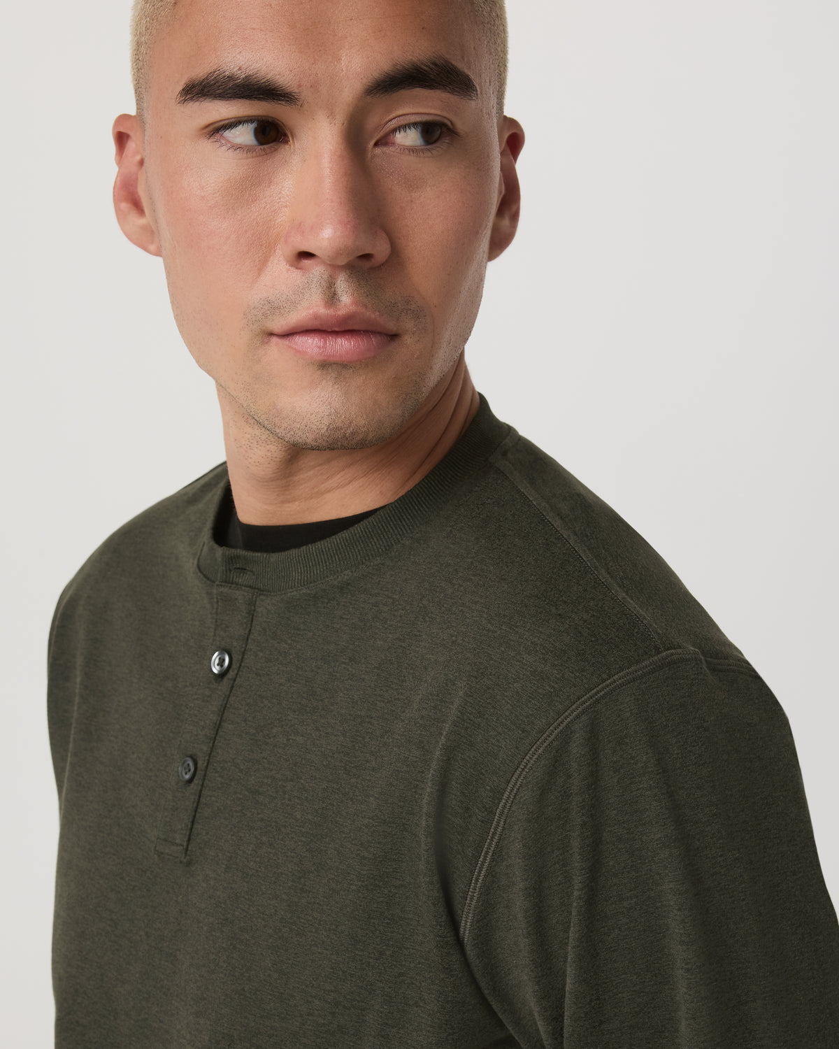 Long Sleeve Coronado Henley - Relaxed Oregano Heather - Vuori