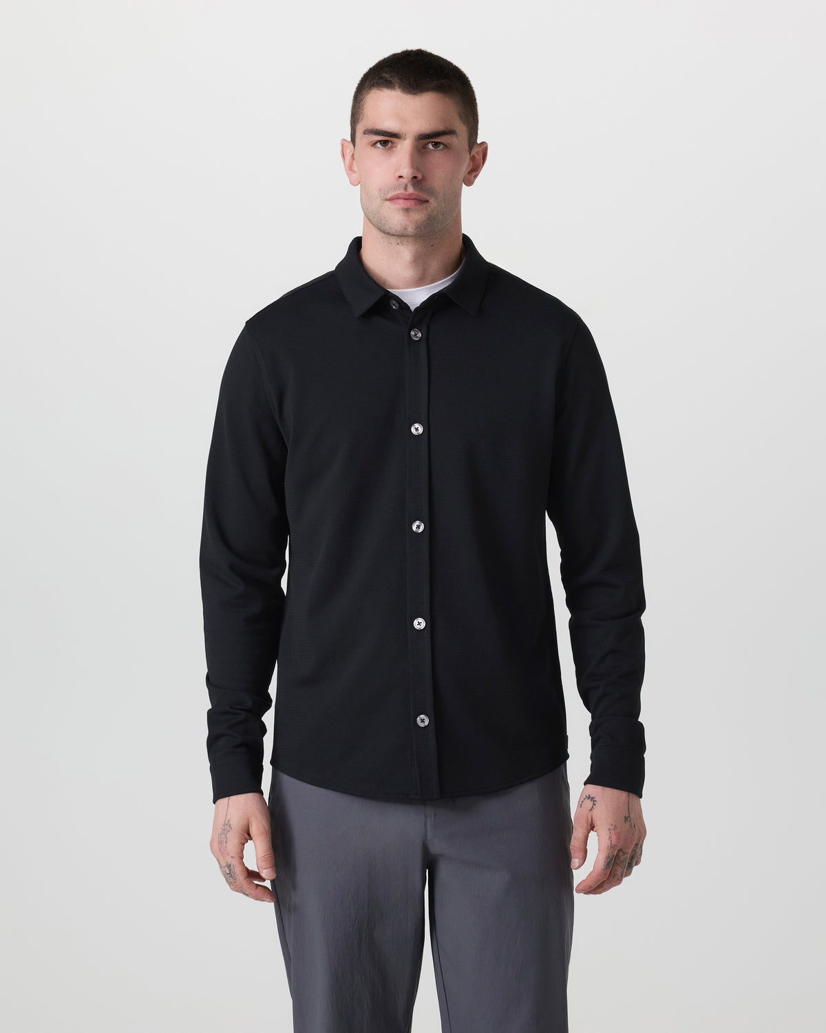 Long Sleeve North Beach Button Down Black - Vuori