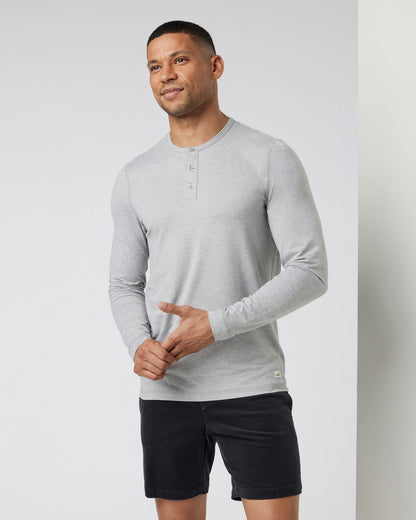 Long-Sleeve Ease Performance Henley Light Heather Grey - Vuori