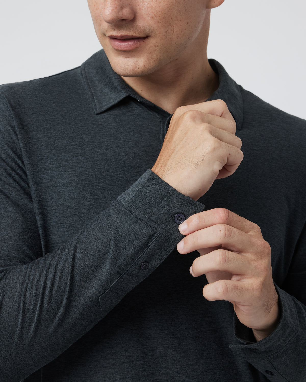 Long Sleeve Strato Tech Polo Charcoal Heather - Vuori