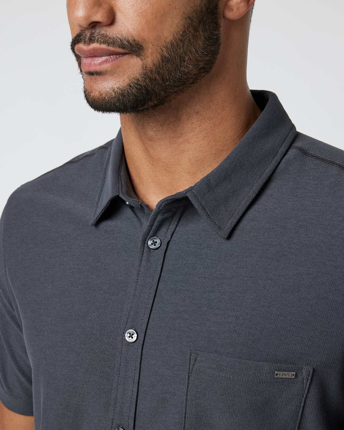 Short Sleeve Ace Button Down Men's Charcoal Shirt - Vuori