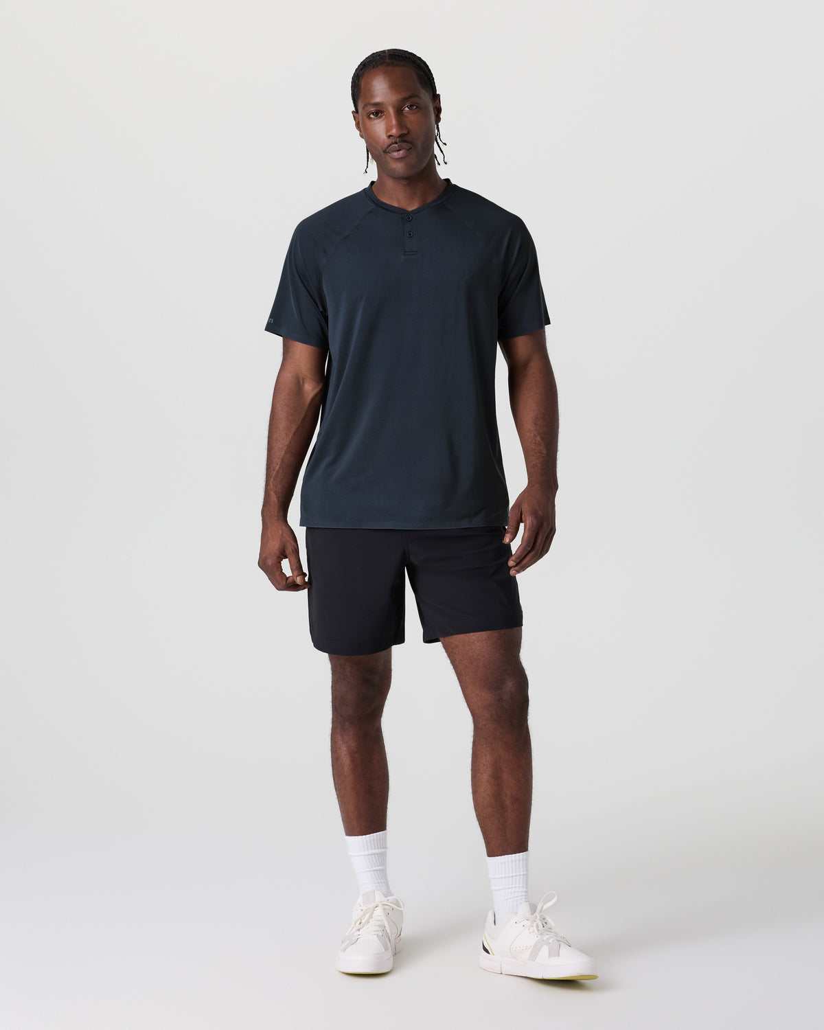 Short Sleeve Viewpoint Henley Navy - Vuori