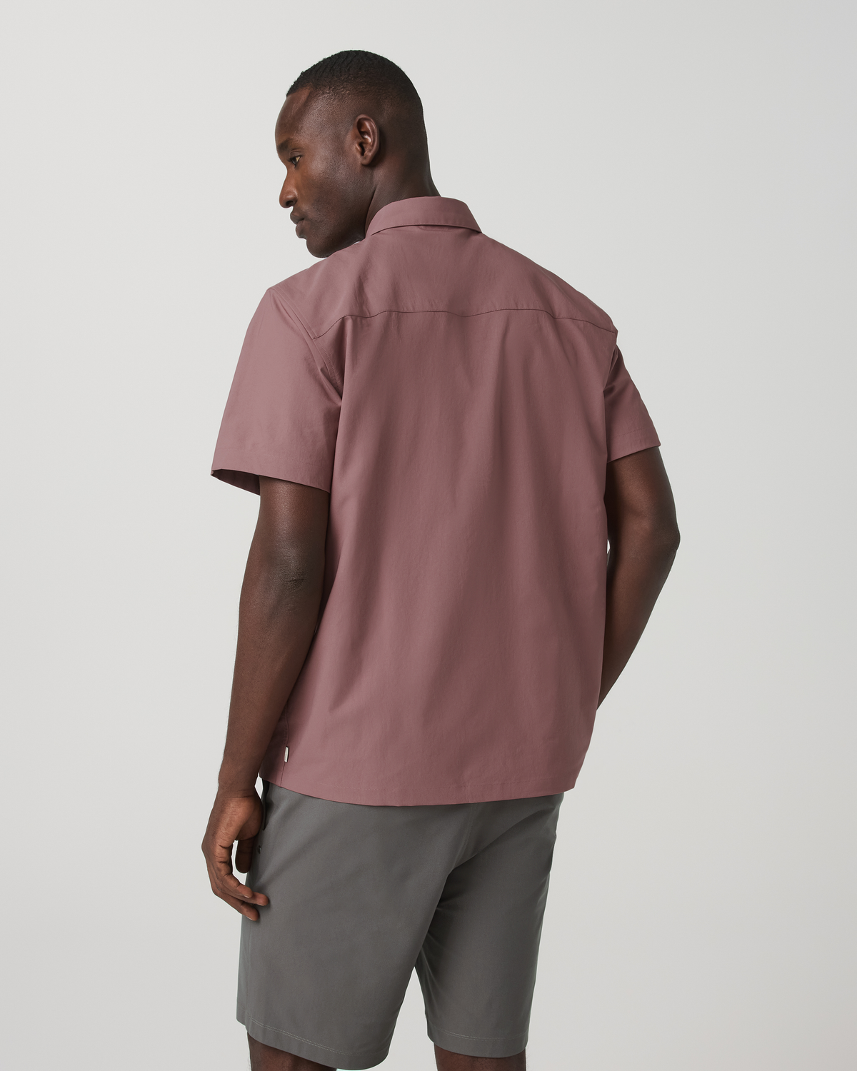 Short Sleeve Manhattan Button Down Men's Adobe Shirt - Vuori
