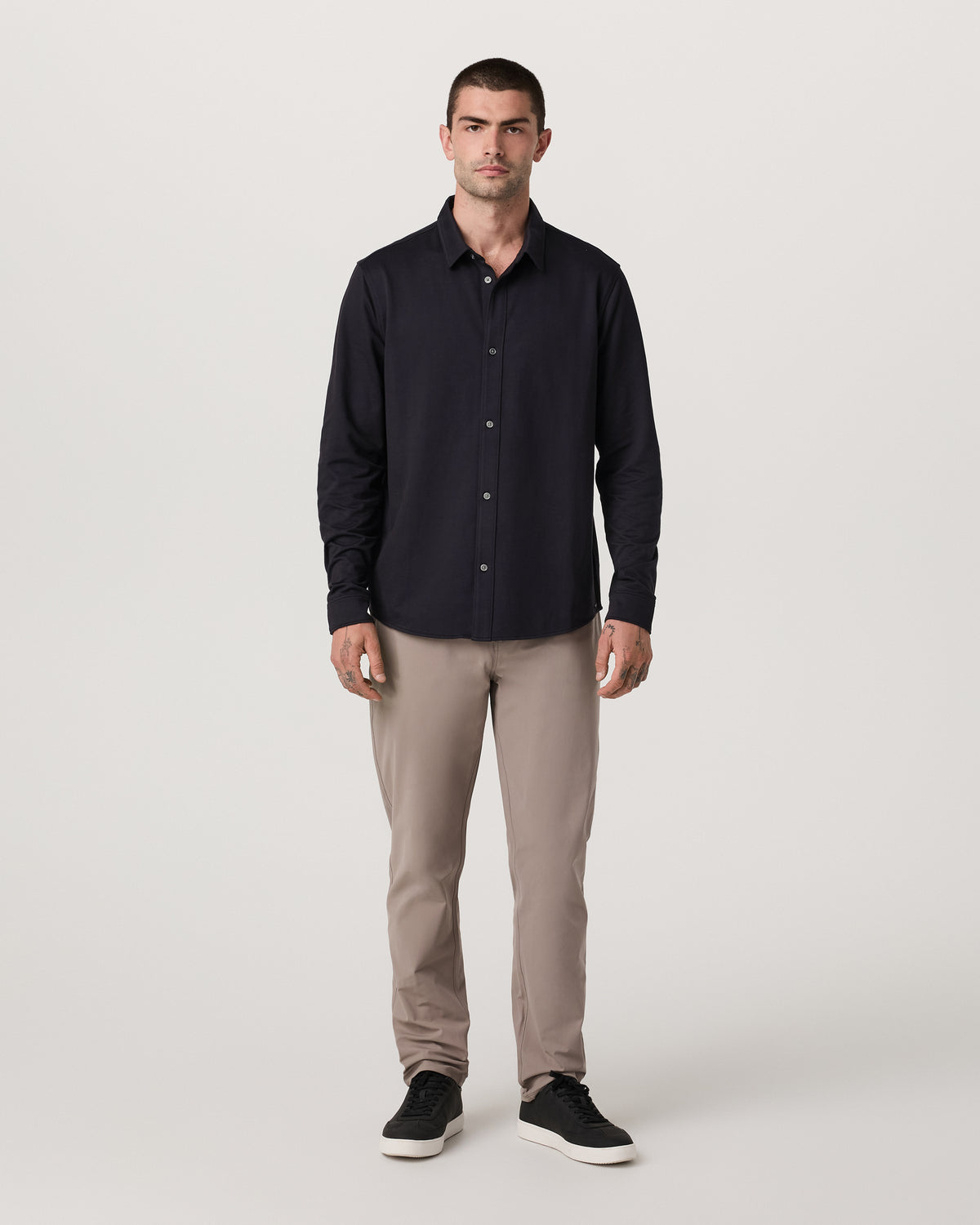Long Sleeve Knit Oxford Button Down Men's Black Shirt - Vuori