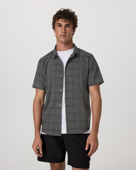 Men's Short Sleeve Plaid Button Down Shirt Dark Pewter - Vuori