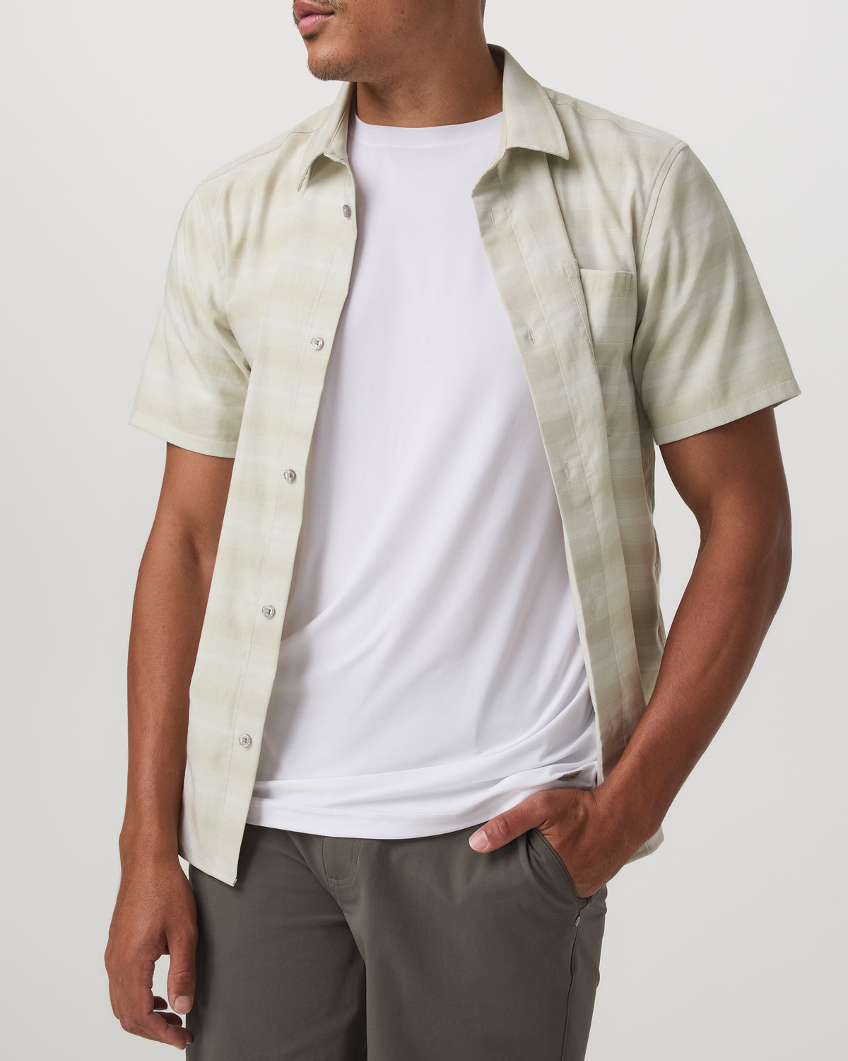 Men's Short Sleeve Plaid Button Down Shirt Sandalwood - Vuori