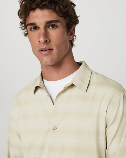 Men's Long Sleeve Plaid Button Down Shirt Sandalwood - Vuori