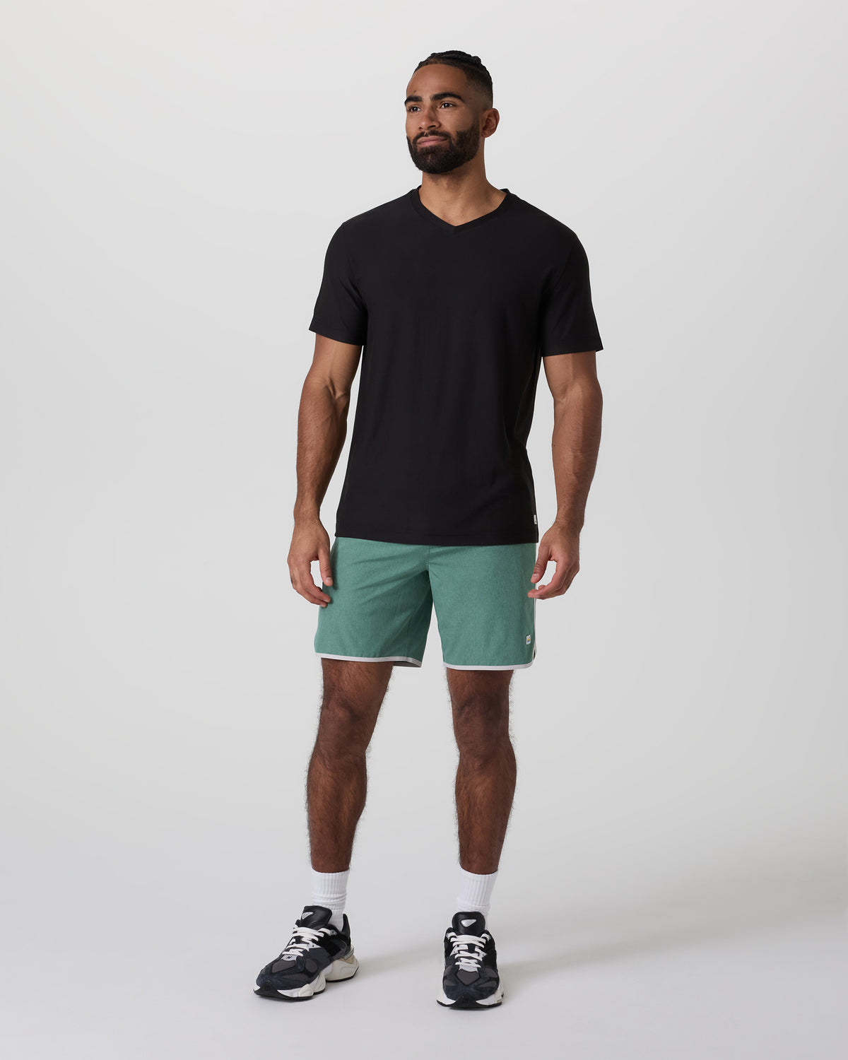 Strato Tech V-Neck Tee Black Workout Shirt - Vuori