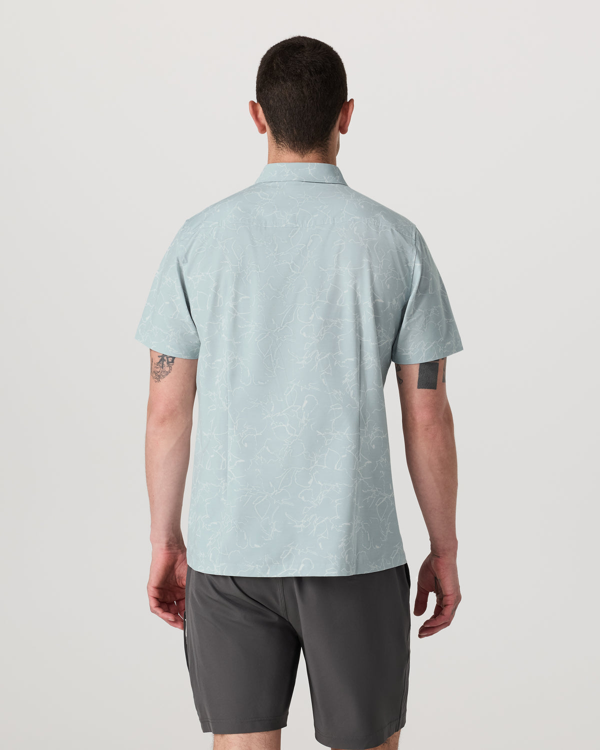 Short Sleeve Bridge Button Down Men's Chalk Blue Shirt - Vuori