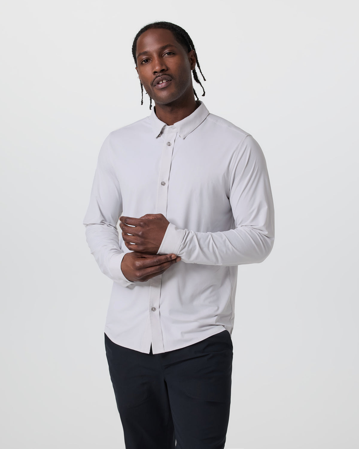 Long Sleeve TravelLite Button Down Frost Grey - Vuori
