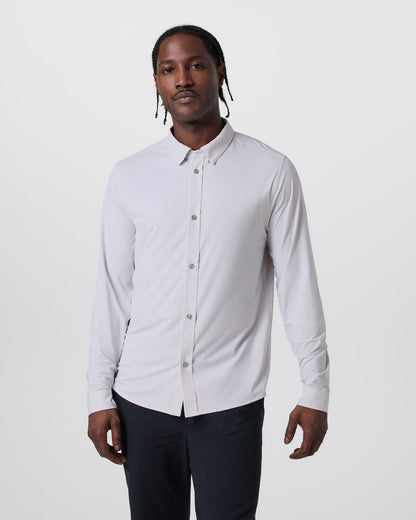 Long Sleeve TravelLite Button Down Frost Grey - Vuori