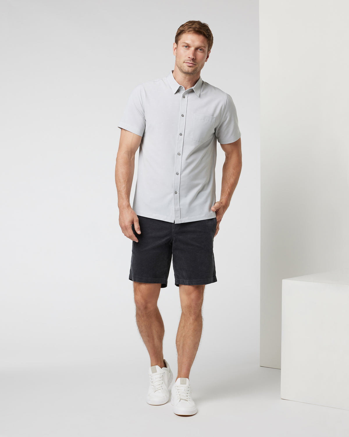 Short Sleeve Bridge Button Down Vapor Dot - Vuori