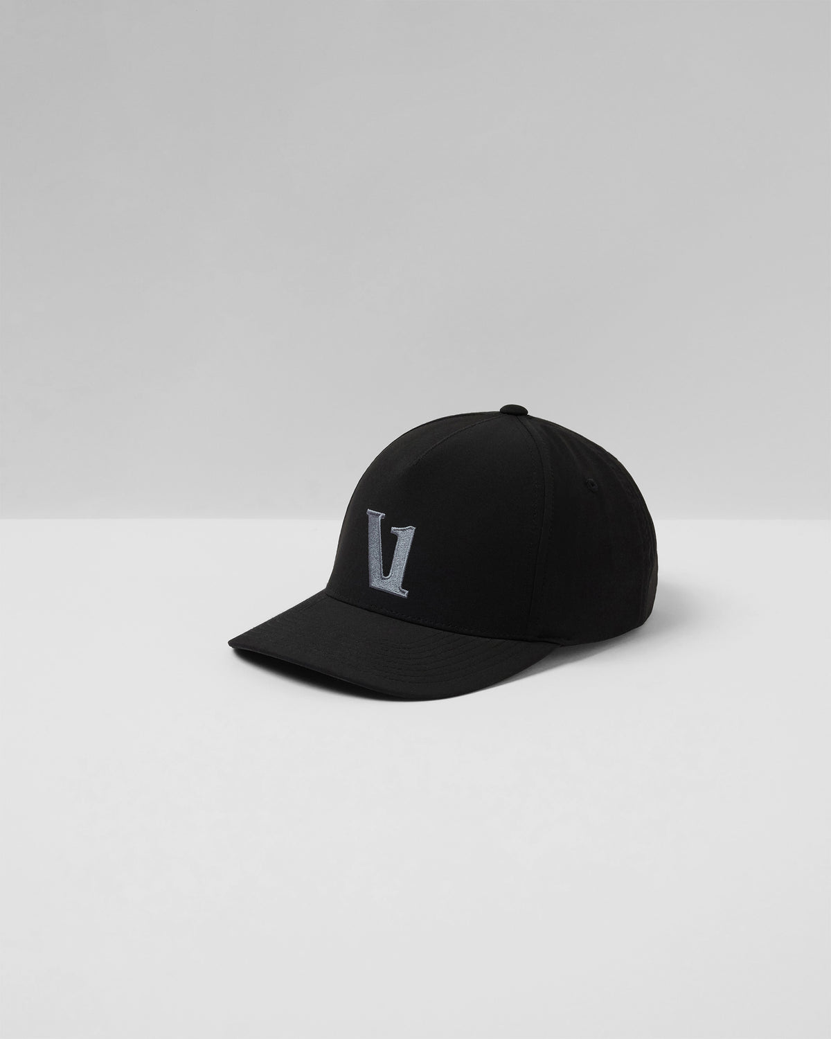 Magnitude Hat Black Adjustable Snapback - Vuori