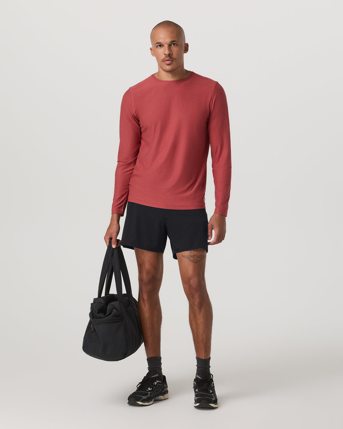 Long Sleeve Strato Tech Tee Fire Heather Workout Shirt - Vuori