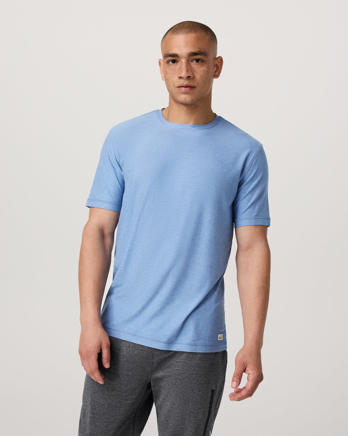 Strato Tech Tee Women's Isle Blue Heather T-Shirt - Vuori