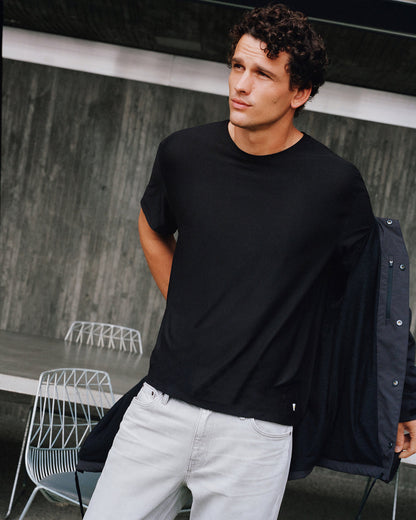 Strato Tech Tee Men's Black Quick Dry T Shirt - Vuori