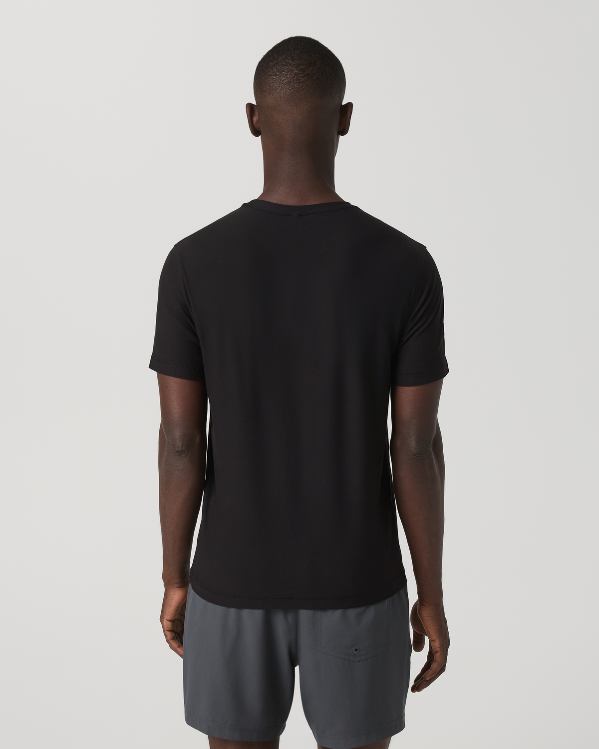 Strato Tech Tee Men's Black Quick Dry T Shirt - Vuori