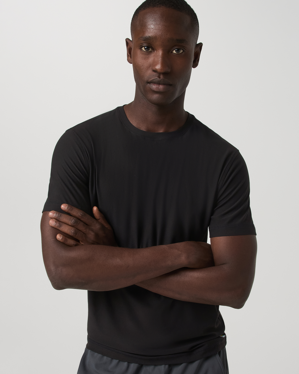 Strato Tech Tee Men's Black Quick Dry T Shirt - Vuori