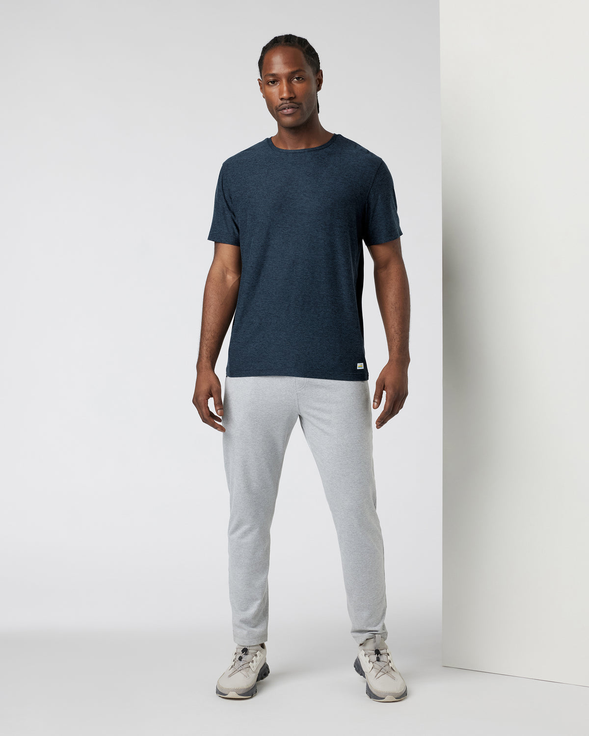 Strato Tech Tee Men's Navy Heather Blue Tee - Vuori