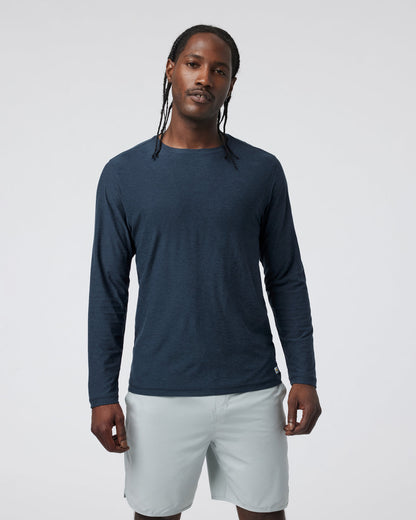 Long-Sleeve Strato Tech Tee Navy Long Sleeve Top - Vuori