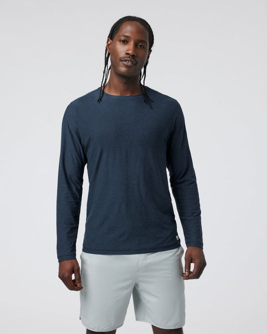 Long-Sleeve Strato Tech Tee Navy Long Sleeve Top - Vuori