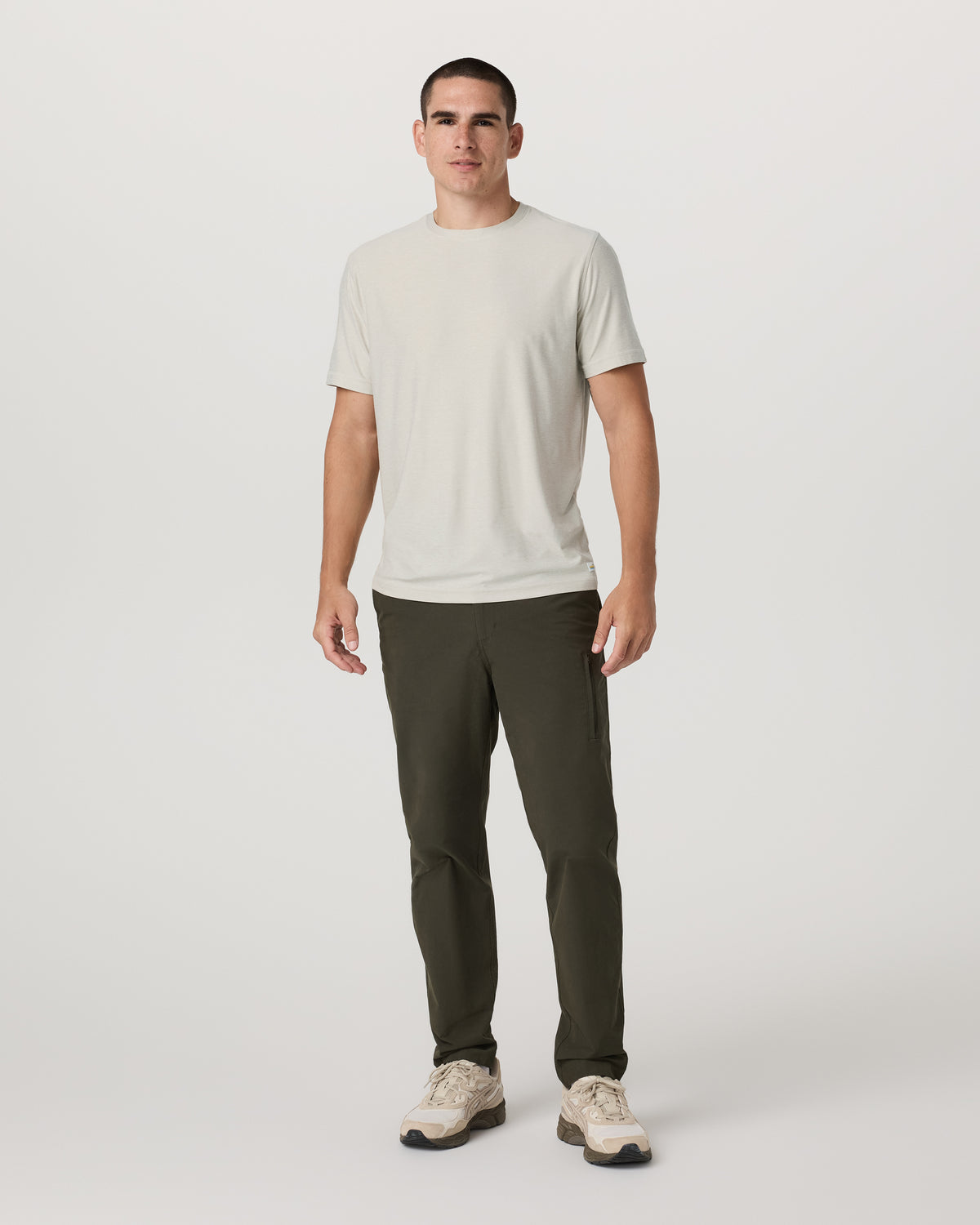 Strato Tech Tee Men's Mushroom Heather T-Shirt - Vuori