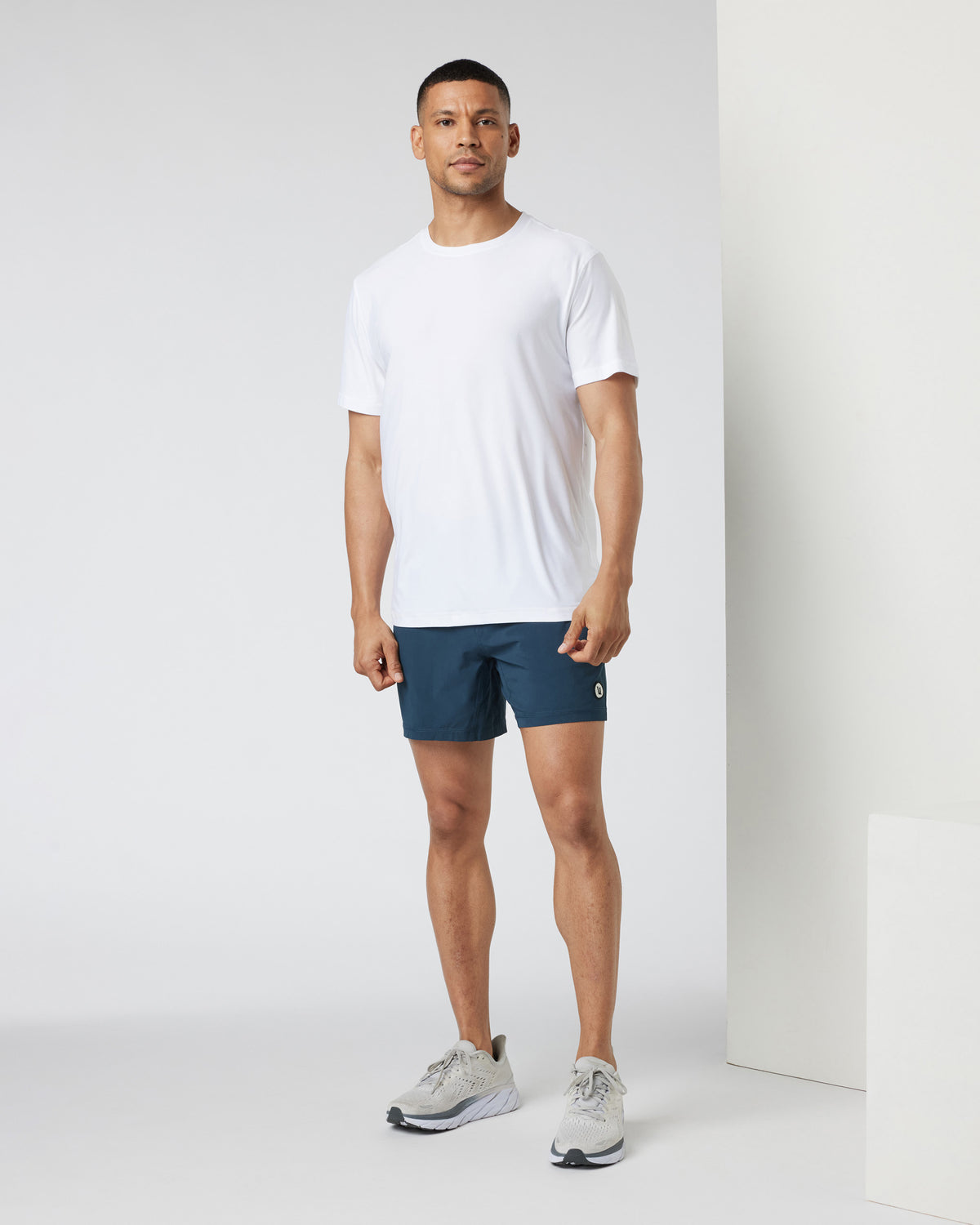 Strato Tech Tee Men's White Tech Shirt - Vuori