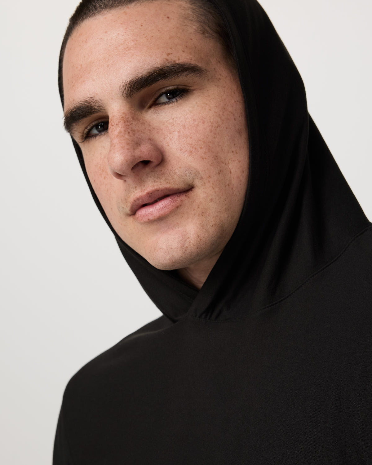 Strato Tech Hoodie Men's Black Long Sleeve Hoodie - Vuori
