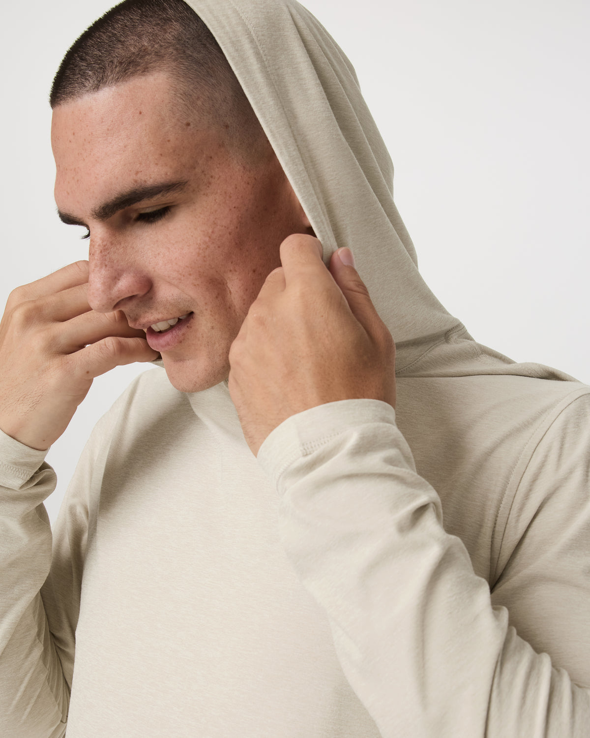 Strato Tech Hoodie Men's Mushroom Heather Hoodie - Vuori