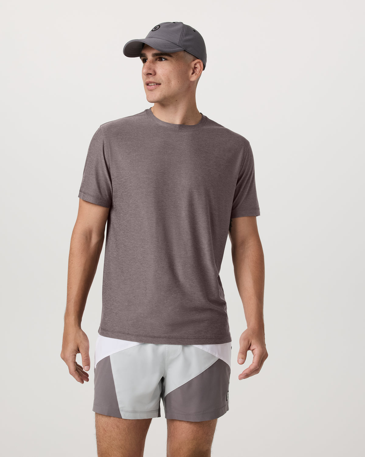 Strato Tech Tee Men's Huckleberry Heather T-Shirt - Vuori