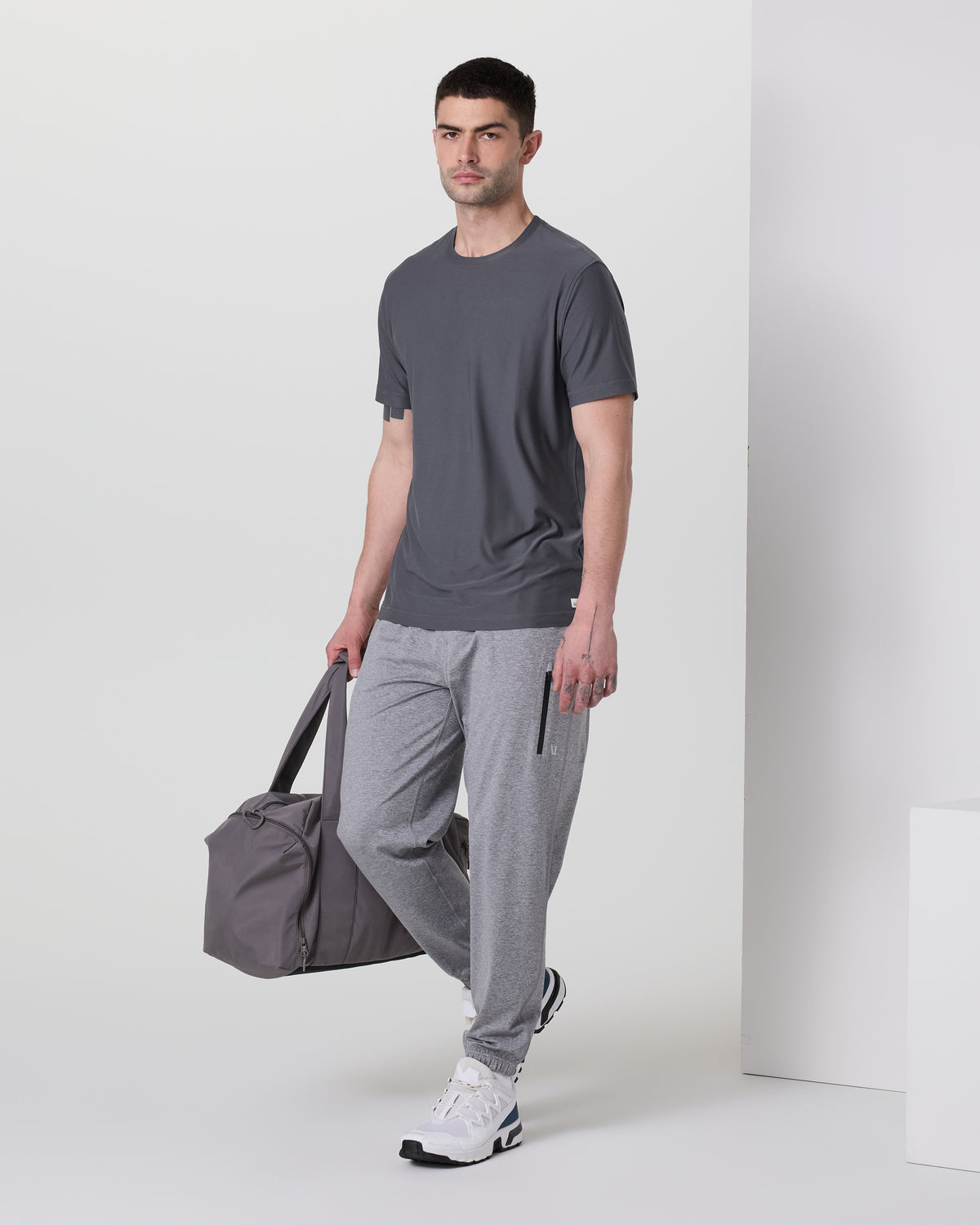 Strato Tech Tee Men's Moonlight Workout Shirt - Vuori