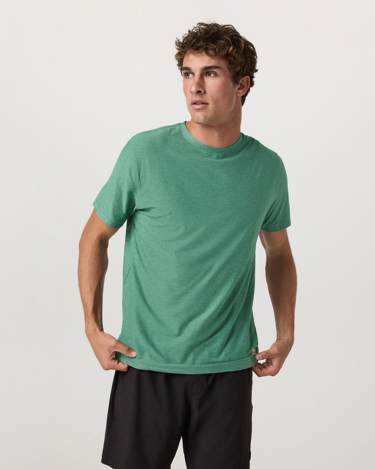 Strato Tech Tee Men's Hedge Green Workout Shirt - Vuori