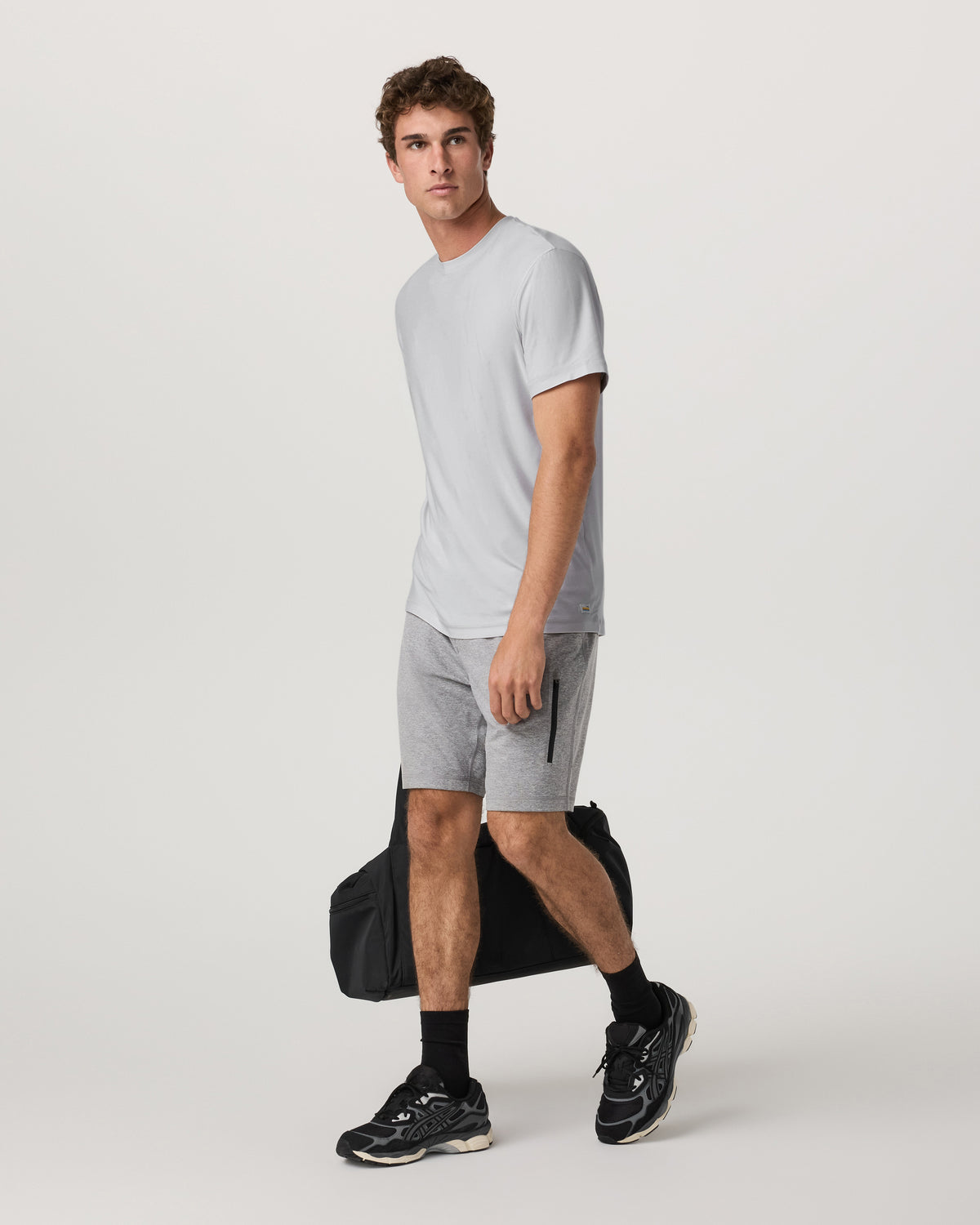 Strato Tech Tee Men's Frost Grey Workout Shirt - Vuori