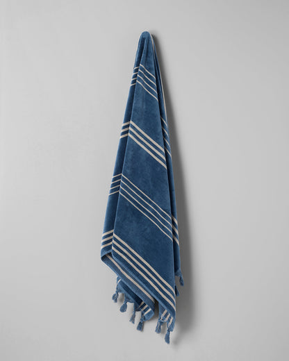 Fringe Beach Towel Versatile Towel - Pond - Vuori