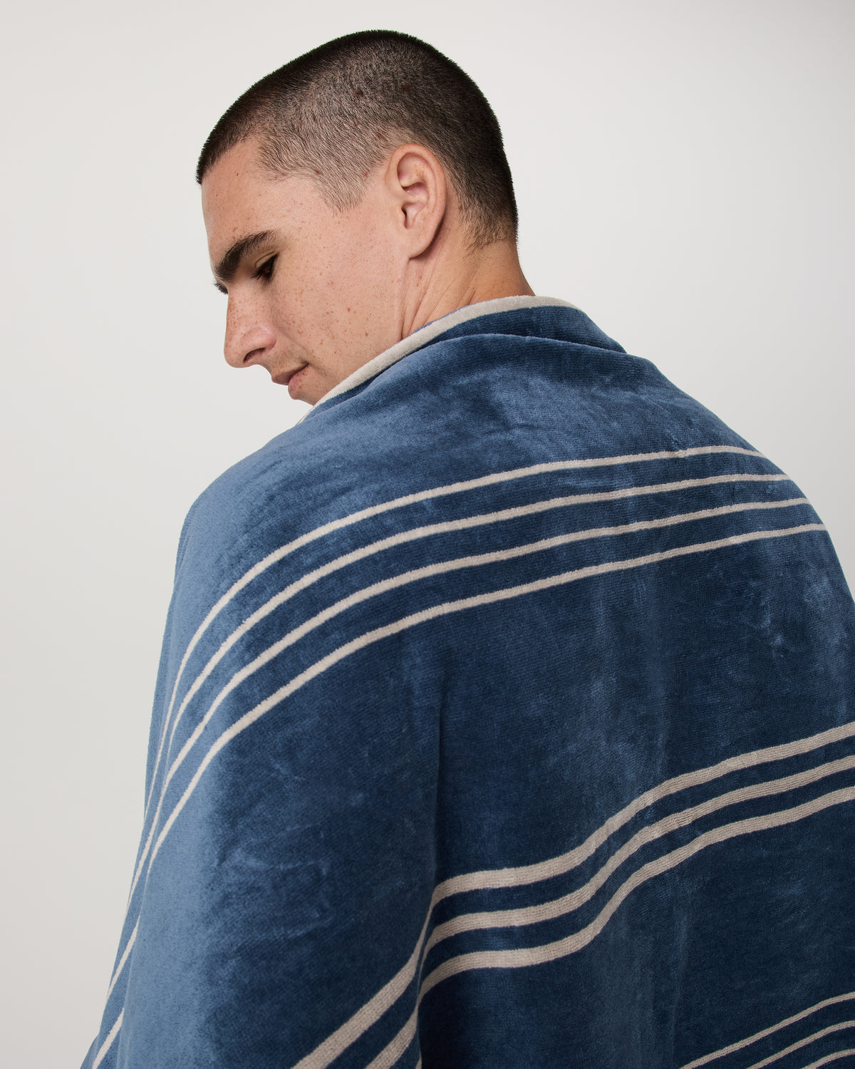 Fringe Beach Towel Versatile Towel - Pond - Vuori
